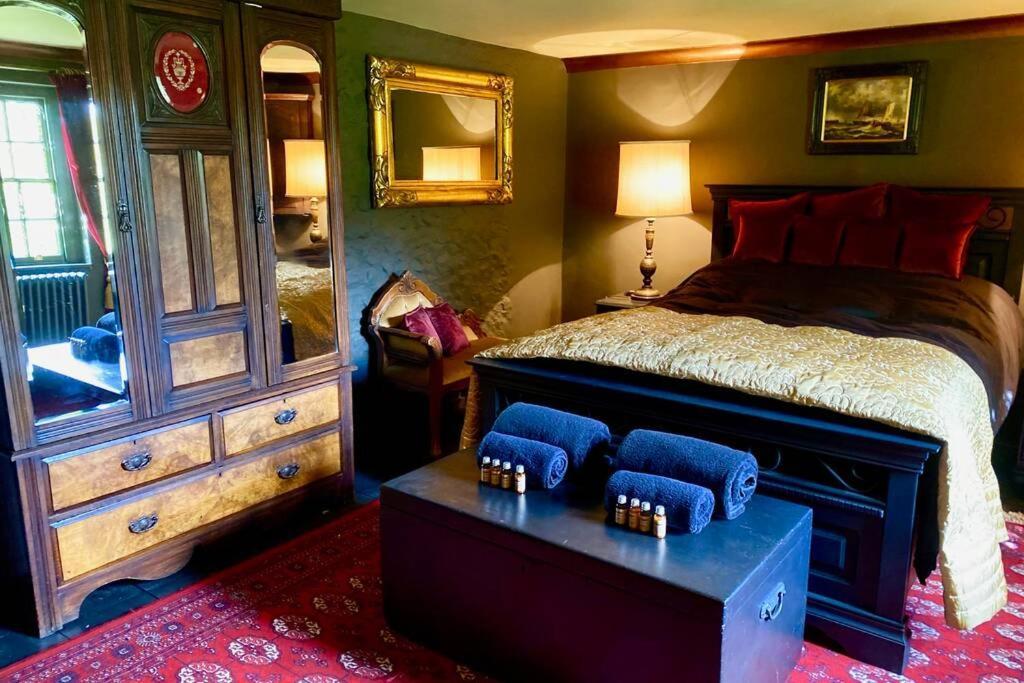17Th Century Boutique Getaway In The Countryside Apartment Martin Mill ภายนอก รูปภาพ