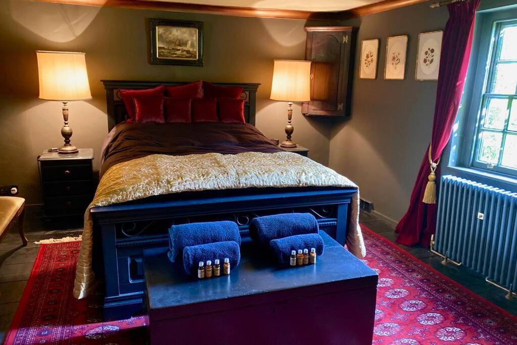 17Th Century Boutique Getaway In The Countryside Apartment Martin Mill ภายนอก รูปภาพ